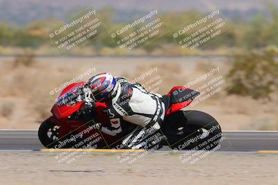 media/Oct-09-2022-SoCal Trackdays (Sun) [[95640aeeb6]]/Turn 15 Inside Distant Pans (1145am)/